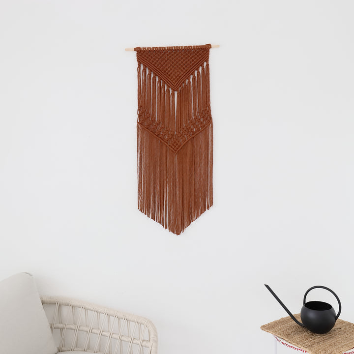 Contemporary geometric wall décor for living room