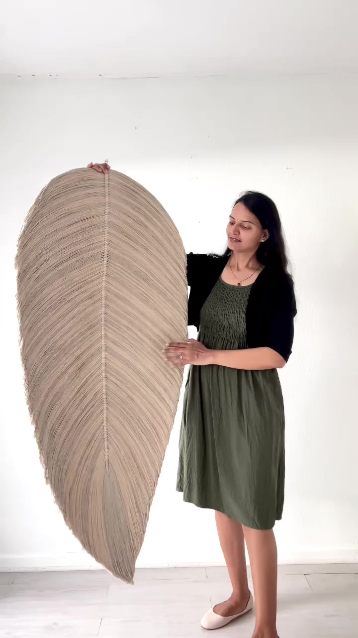 Leaf – Botanical Macrame Wall Sculpture