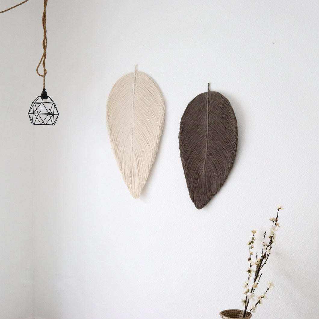 Set of XL Leaf in Natural & Taupe